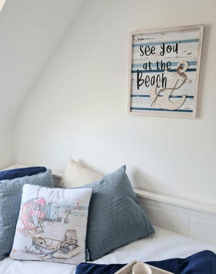 Centrally Located Boscombe Beach Apart With Parking Борнмут Экстерьер фото